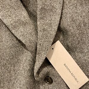 Banana Republic Gray Herringbone Mens Jacket - Size 48L